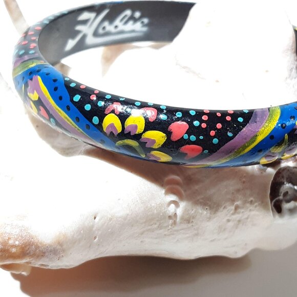 Hobie Hand Painted Floral Graphic Wood Bangle Bracelet Blue Yellow Black Vintage - Picture 1 of 5